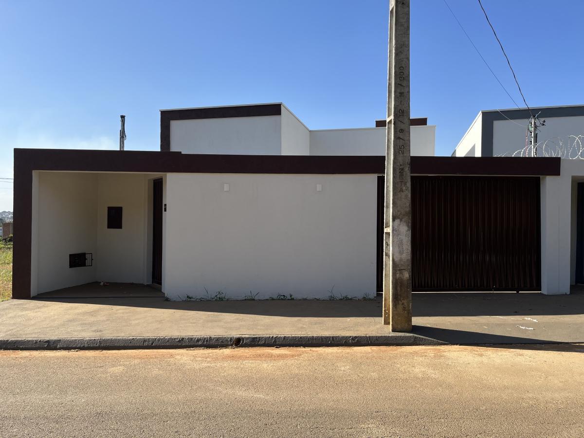 Vende-se terreno urbano (lote) no Bairro Dona Diva em Patrocínio